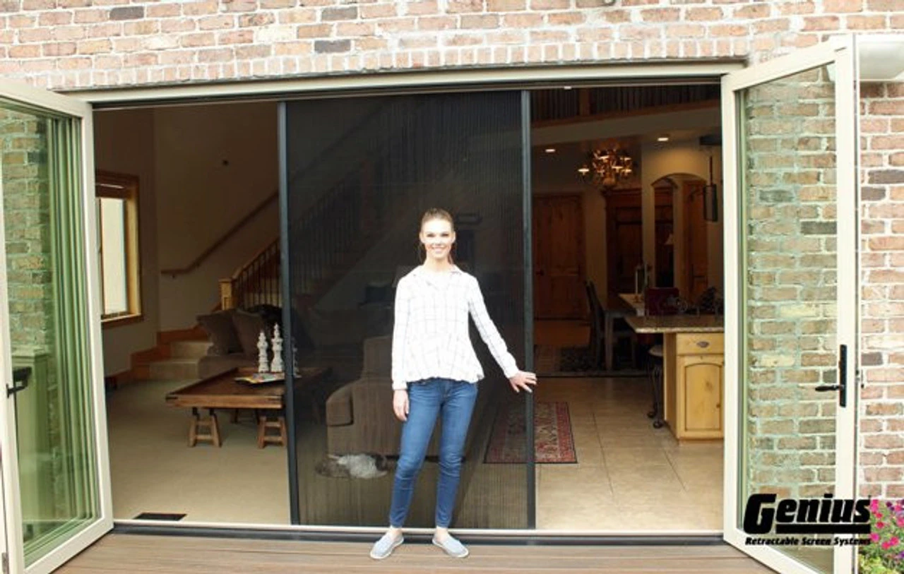 Genius® ZIGZAG - The Retractable Single Screen Panel 6 Genius® ZIGZAG - The Retractable Single Screen Panel - Image 4