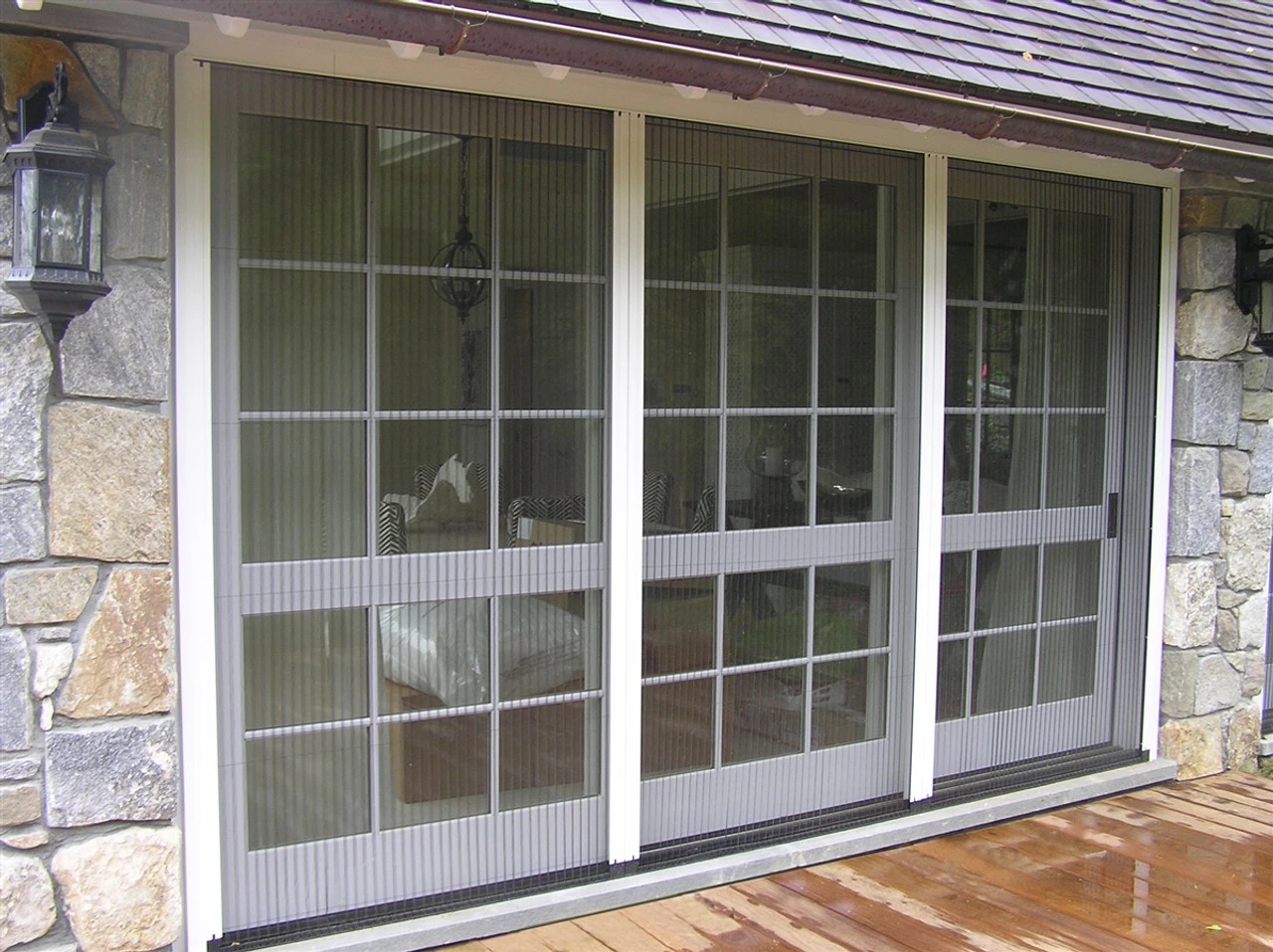 Sheer Classic 3-Panel Retractable Screen 3 Sheer Classic 3-Panel Retractable Screen