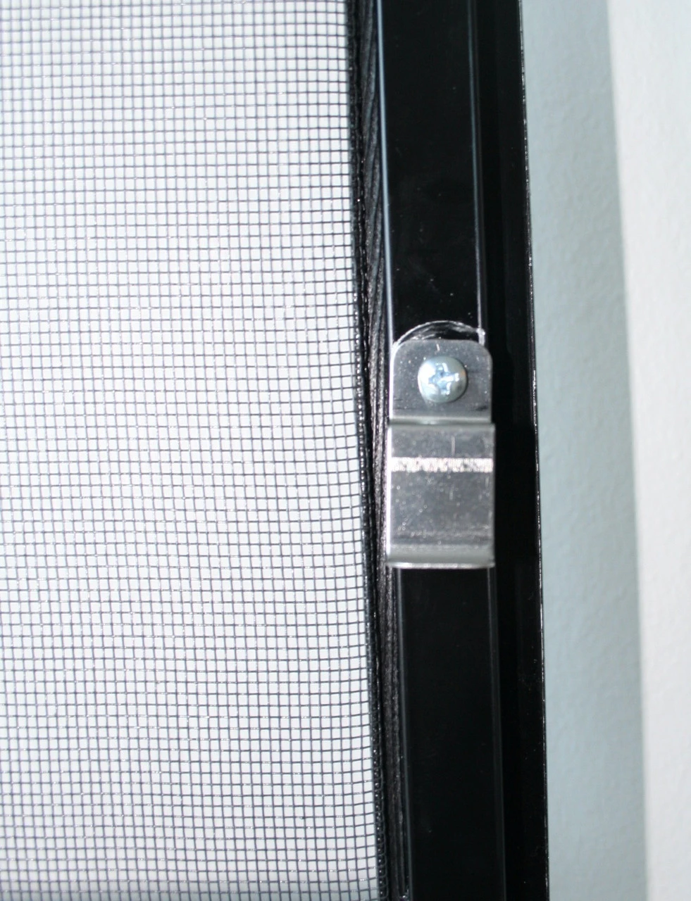 Tilt And Turn Window Screens – Measure Excludes Lip 10 Tilt And Turn Window Screens – Measure Excludes Lip - Image 8